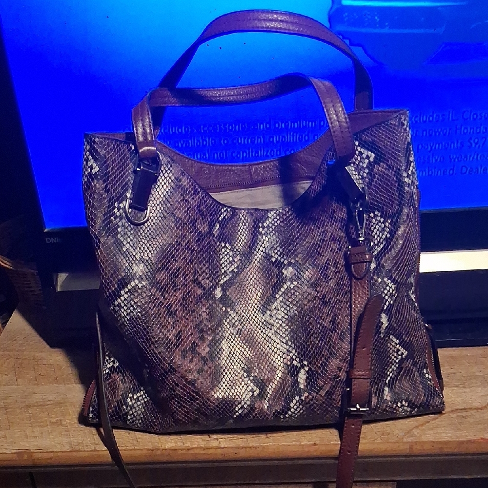 Beautiful purple leather snakeskin Vince Camuto tote